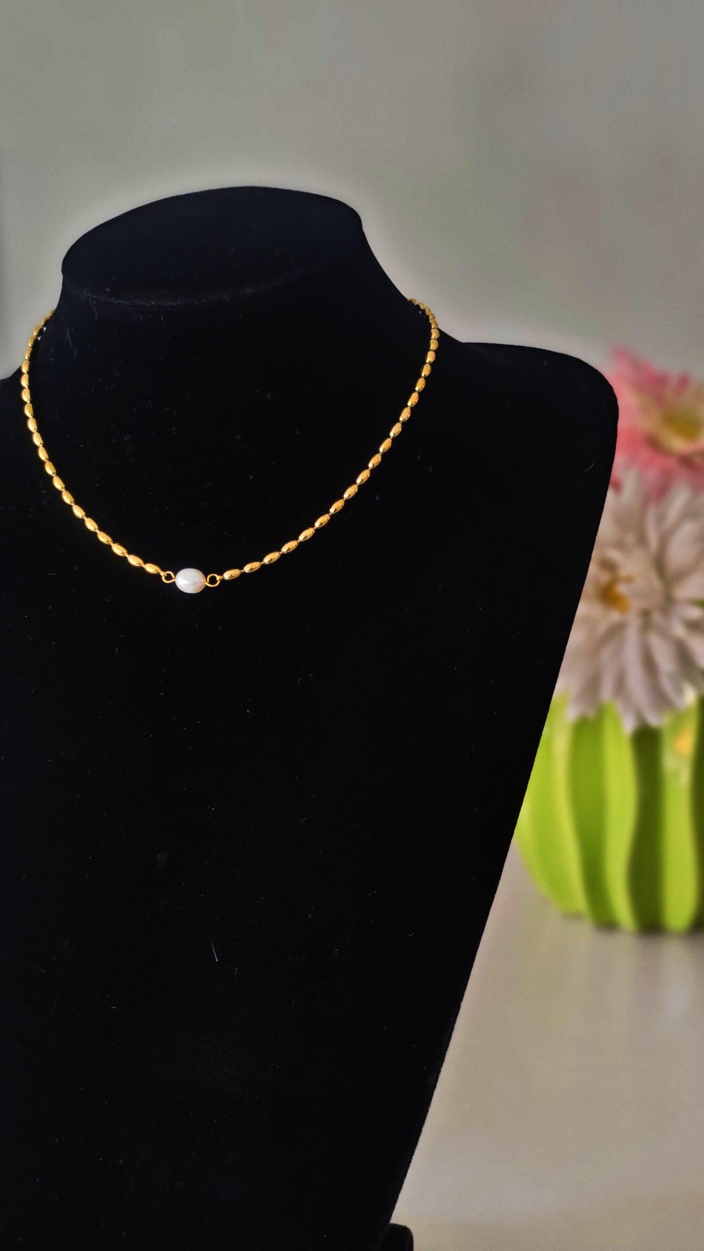 Lustre Pearl Necklace