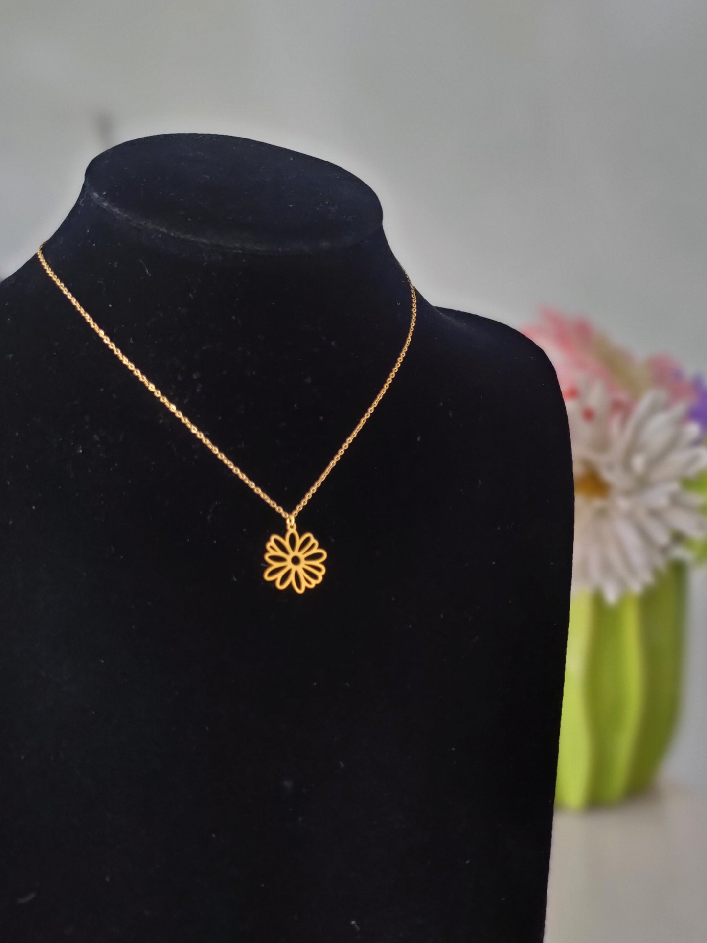 Carnation Simplistic Necklace