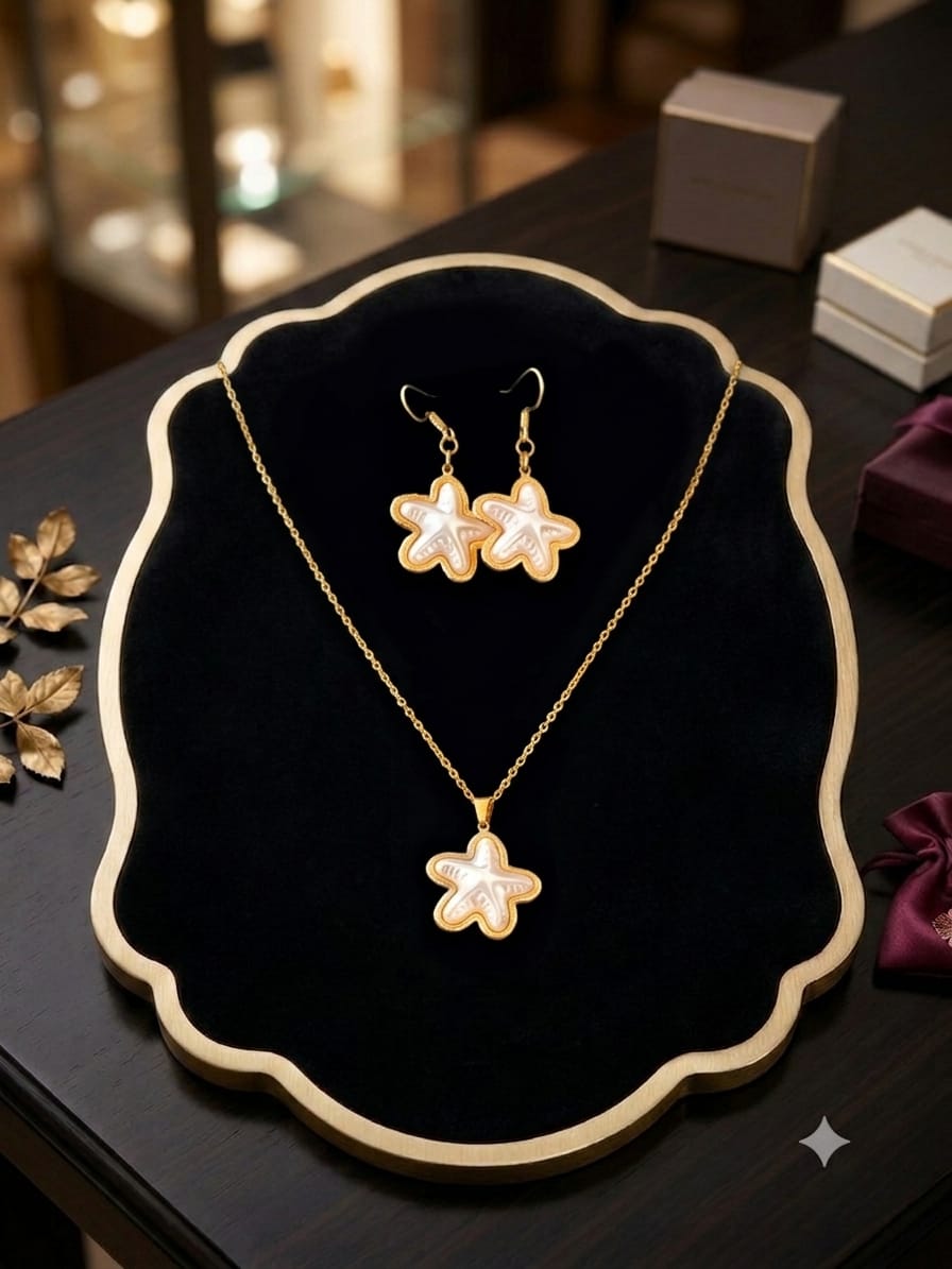 Starz ⭐ Necklace