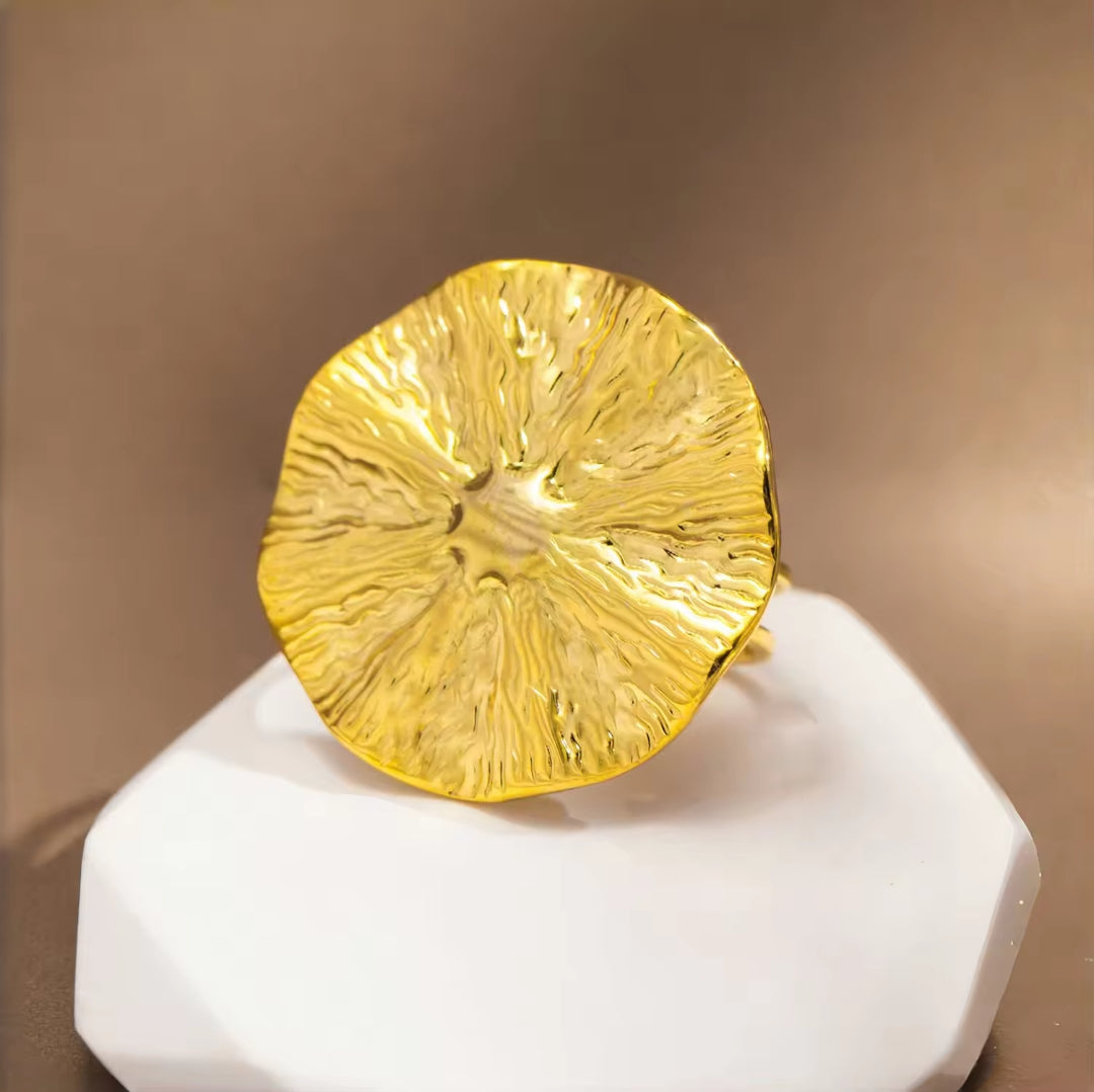 Diva Cocktail Ring