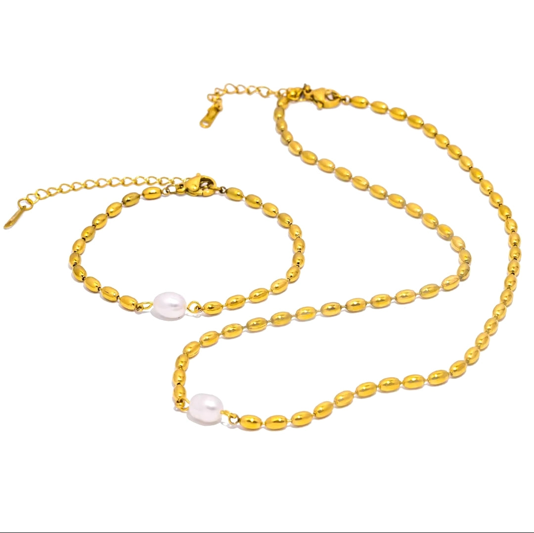 Lustre Pearl Necklace