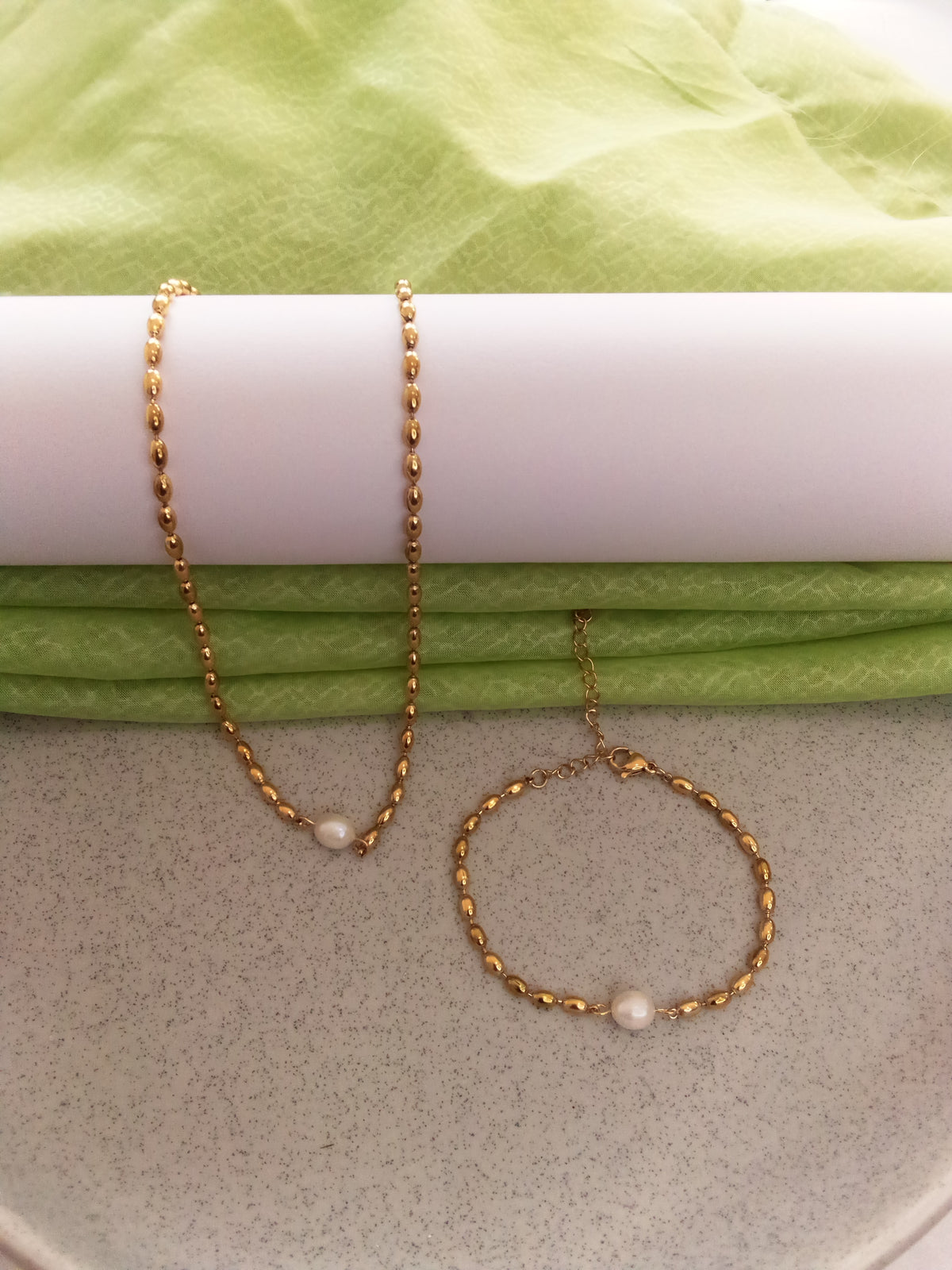 Lustre Pearl Necklace
