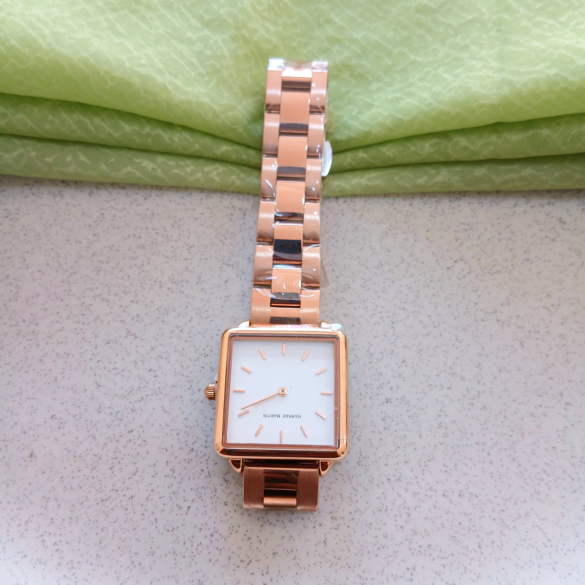 Riri Watch