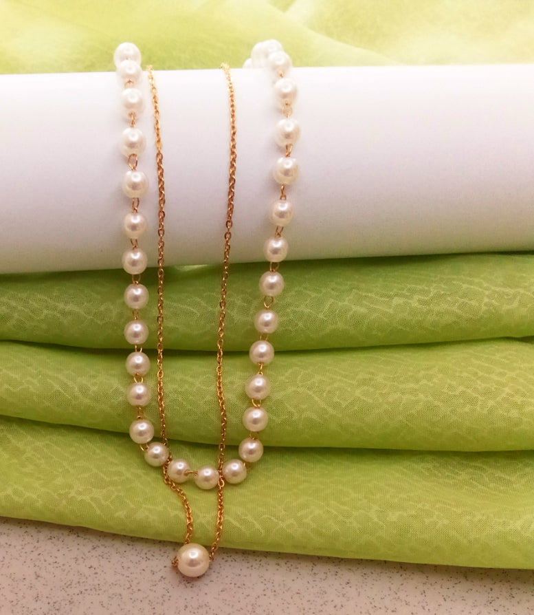 Pearly Gold Necklace