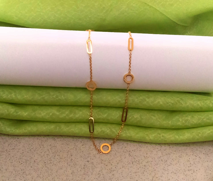 Geo Circle Necklace