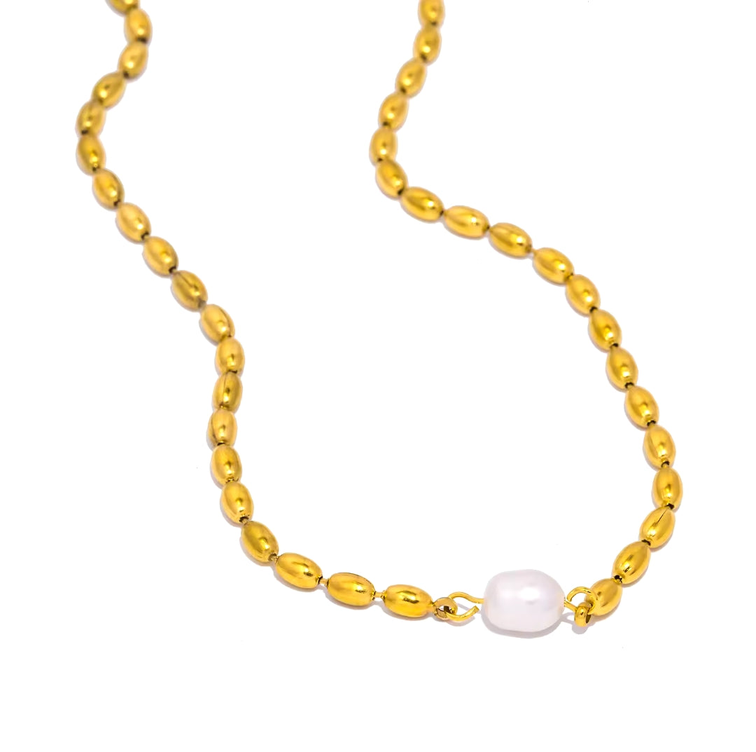 Lustre Pearl Necklace