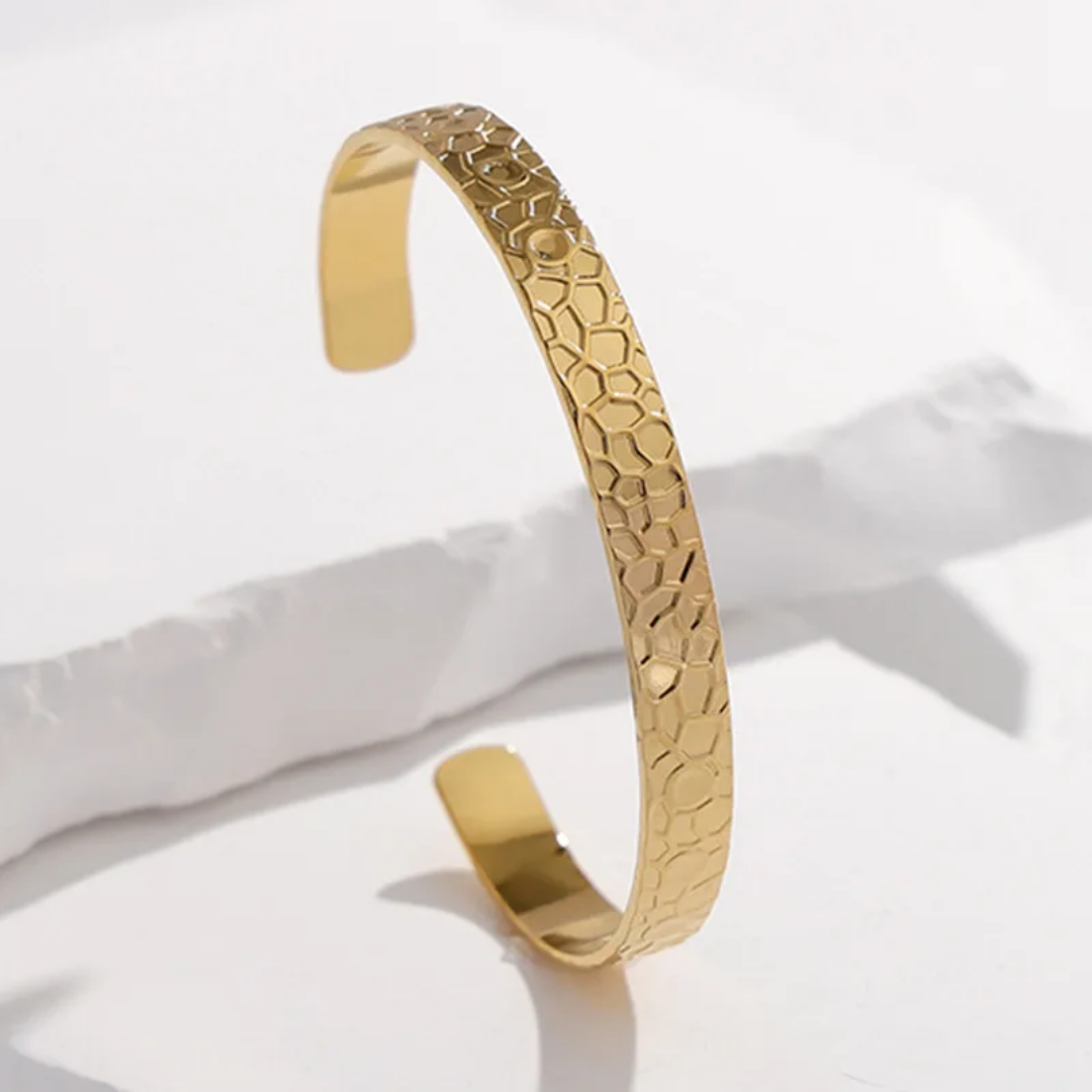 Beachy Bangle