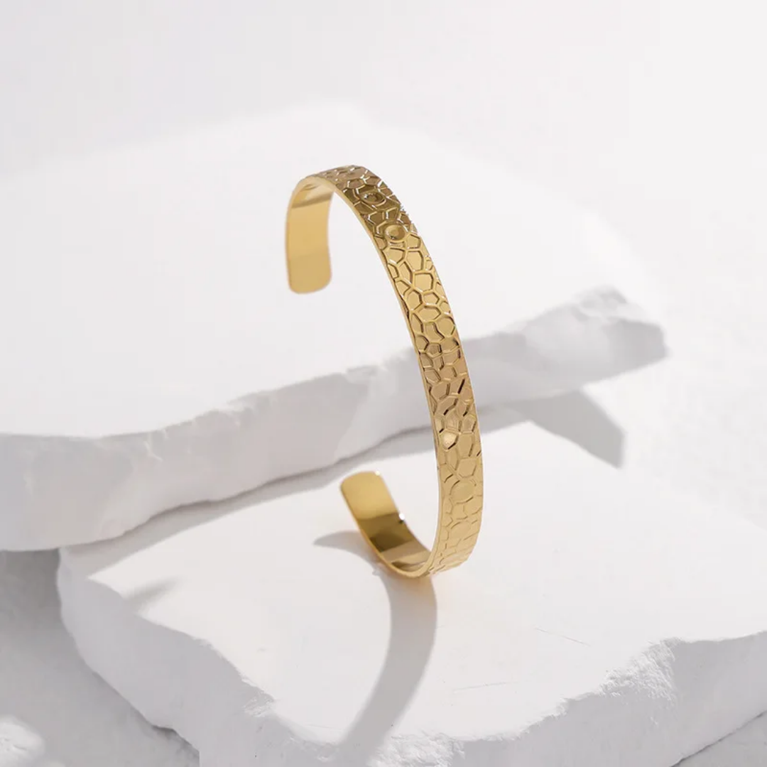 Beachy Bangle
