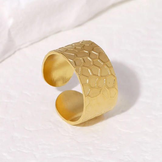 Beachy Cocktail Ring