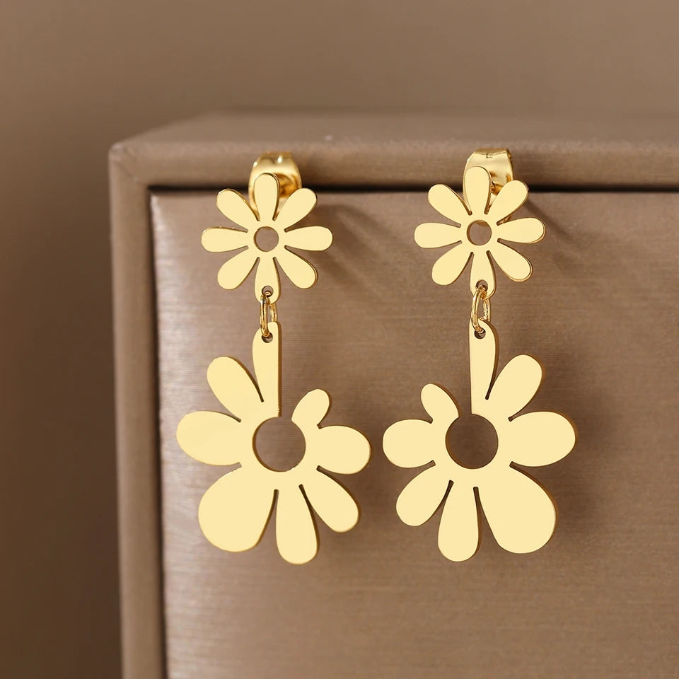 Flower Dangle Earrings