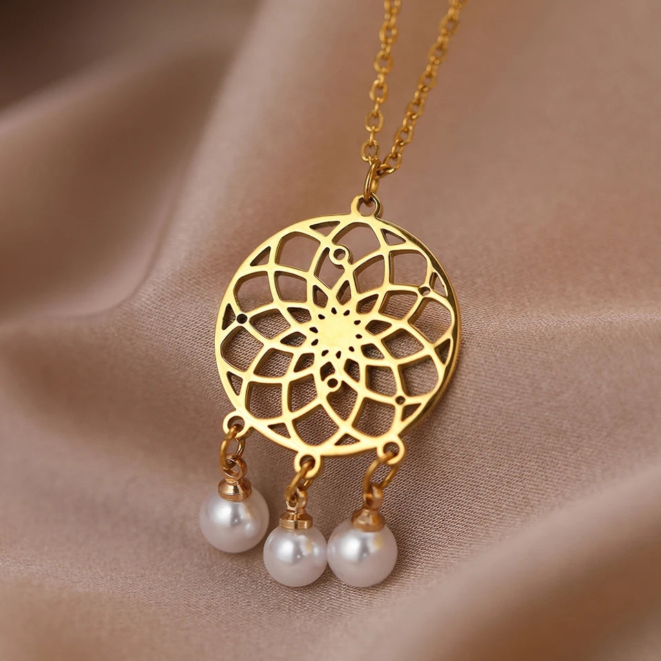 Pearly Dream Catcher Necklace