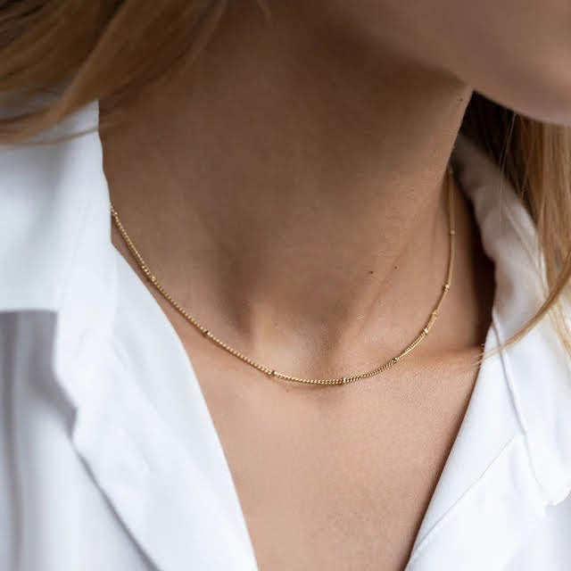 Nodes Dainty Necklace