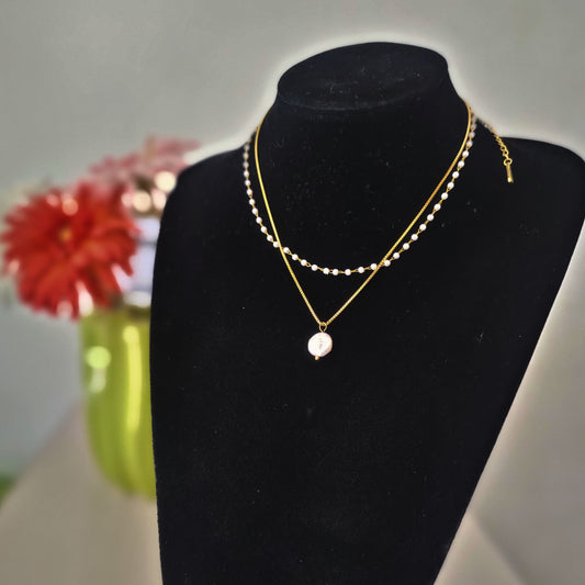 Pearly Dainty Necklace