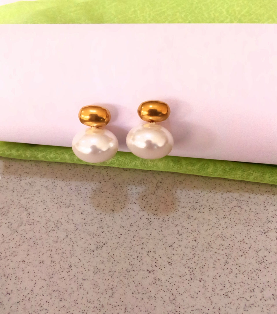 Ocean Pearl Earring