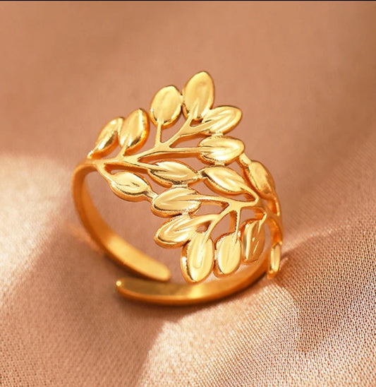 Leafy Cocktail Ring