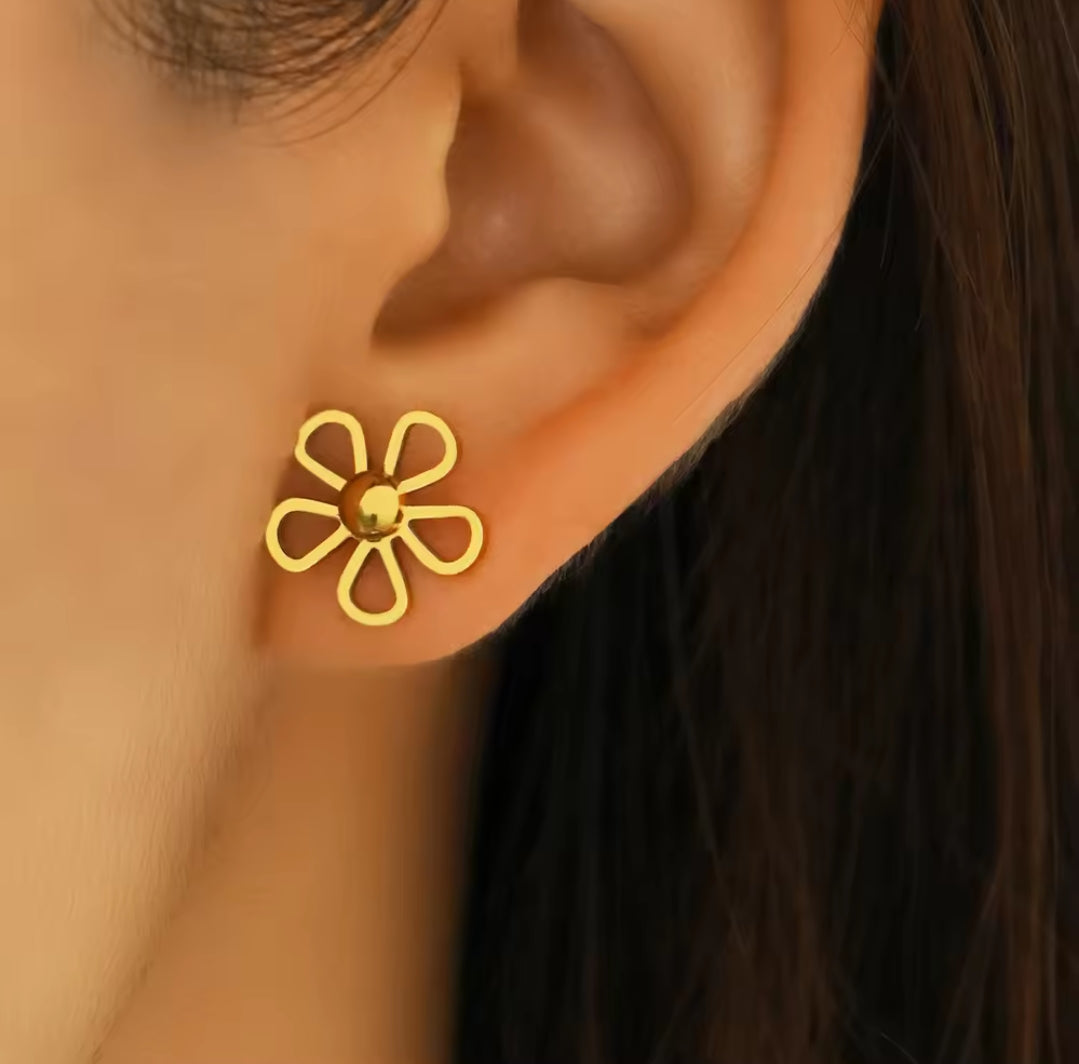 Flower Petals Stud Earrings