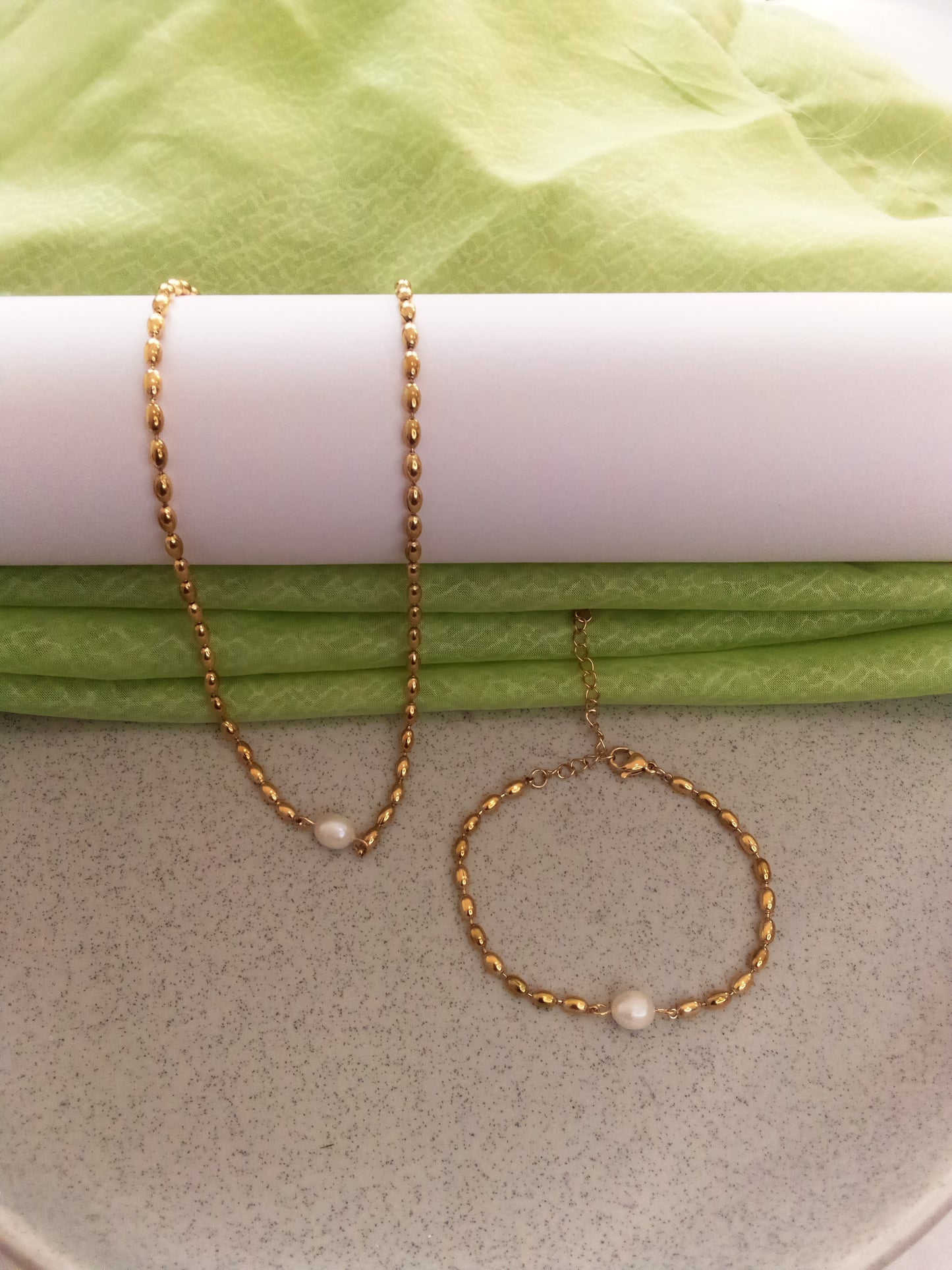 Lustre Pearl Set