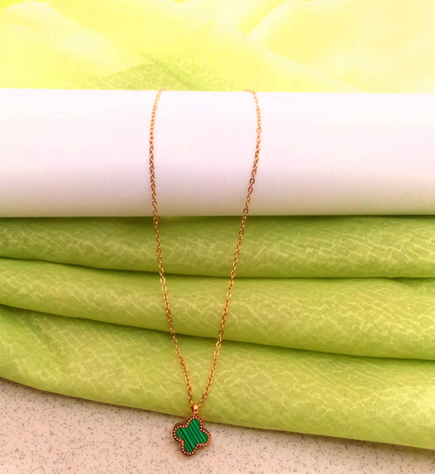 Clover Double sided Necklace
