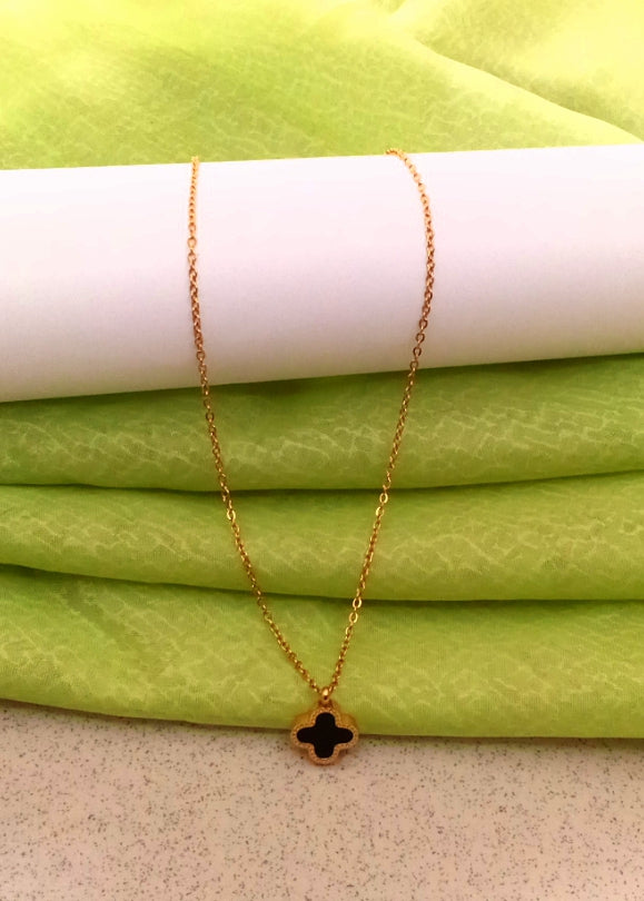 Clover Double sided Necklace