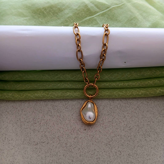 Allure Necklace